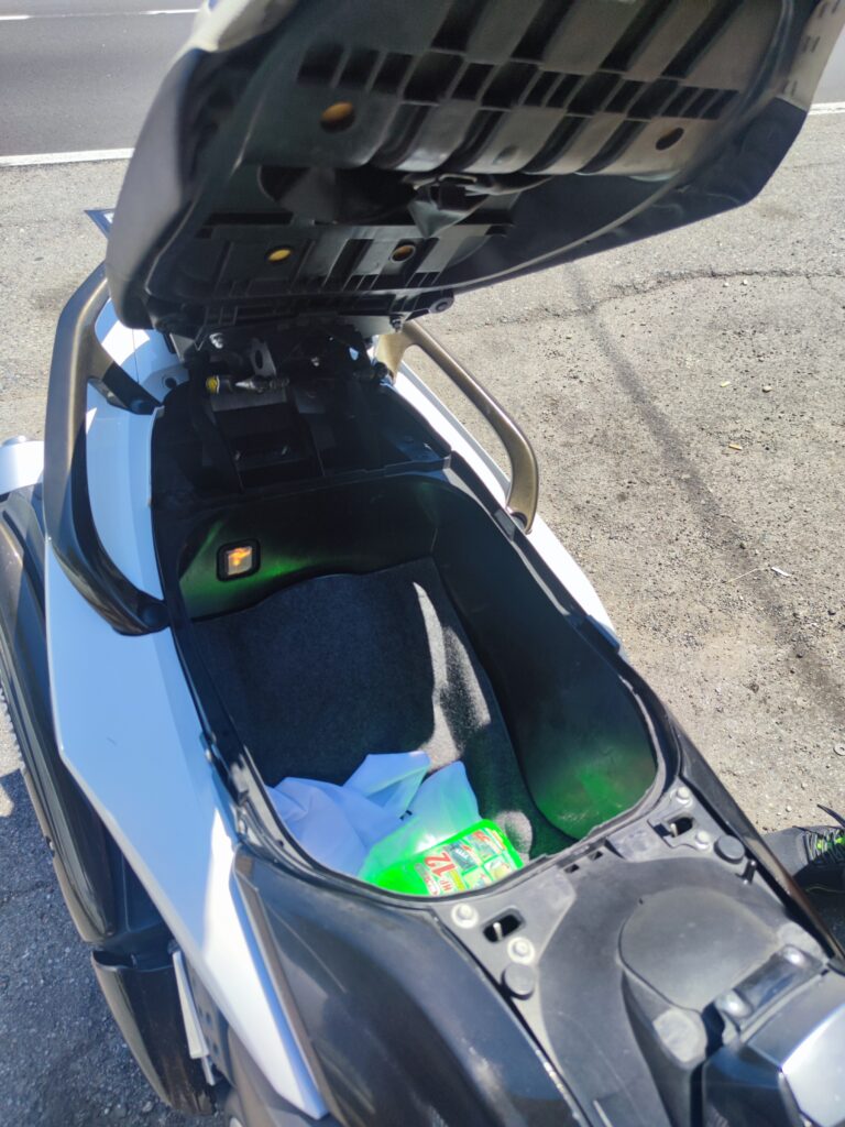 Yamaha T-Max 500 WHITE MAX 10th Anniversary | Motore con 16.000 km!