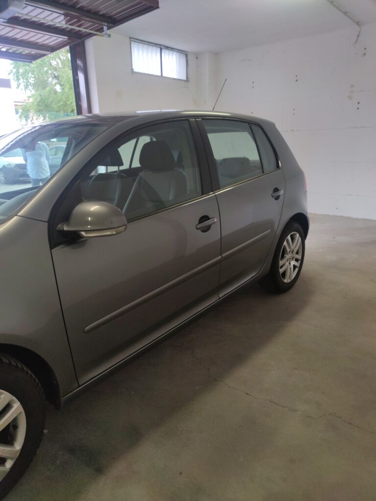 (AUTO IN ARRIVO) VOLKSWAGEN Golf 1.6 5p (MOTORE NUOVO!)
