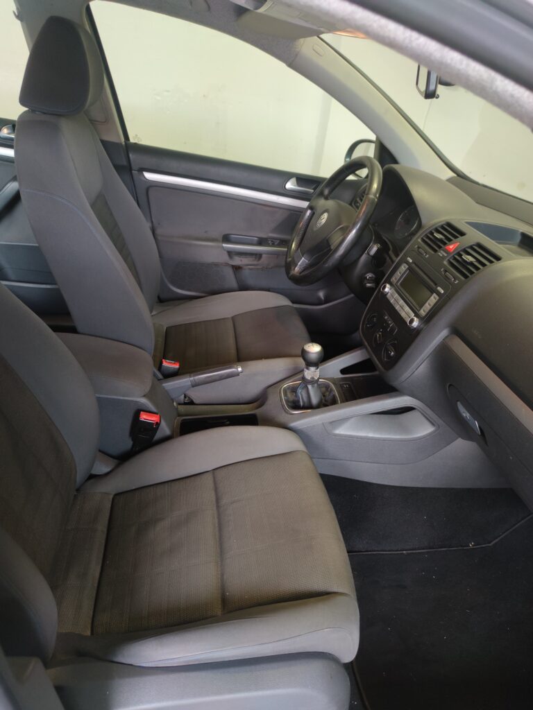 (AUTO IN ARRIVO) VOLKSWAGEN Golf 1.6 5p (MOTORE NUOVO!)