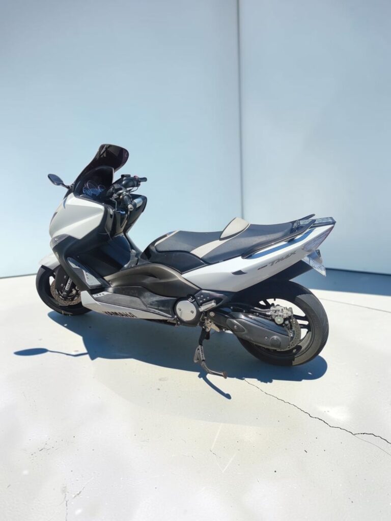 Yamaha T-Max 500 WHITE MAX 10th Anniversary | Motore con 16.000 km!