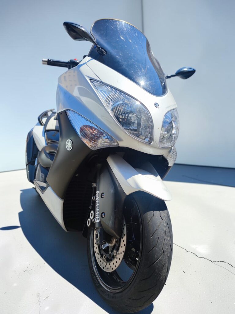 Yamaha T-Max 500 WHITE MAX 10th Anniversary | Motore con 16.000 km!